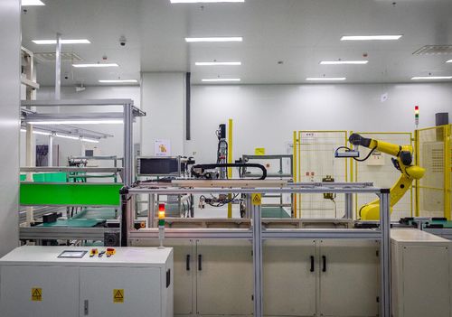 网络科技领域内的技术开发 驱动未来的数字引擎